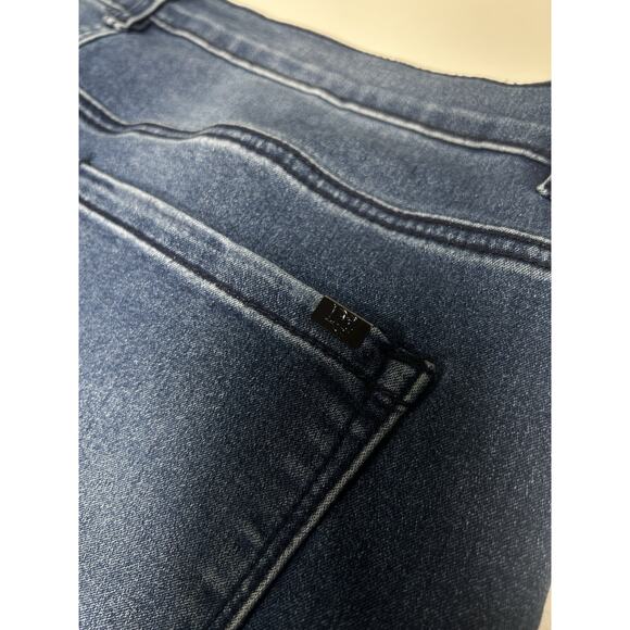 DG2 Diane Gilman Women’s 16W Embroidered Stretch Jeans Y2K Dark Wash Plus Size - Picture 12 of 16